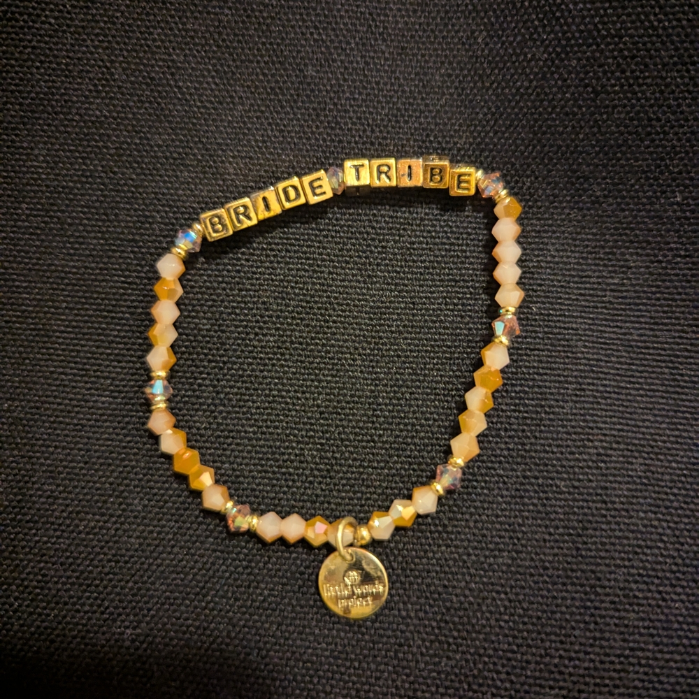 Chic 'Bride Tribe' Gold Beaded Bracelet